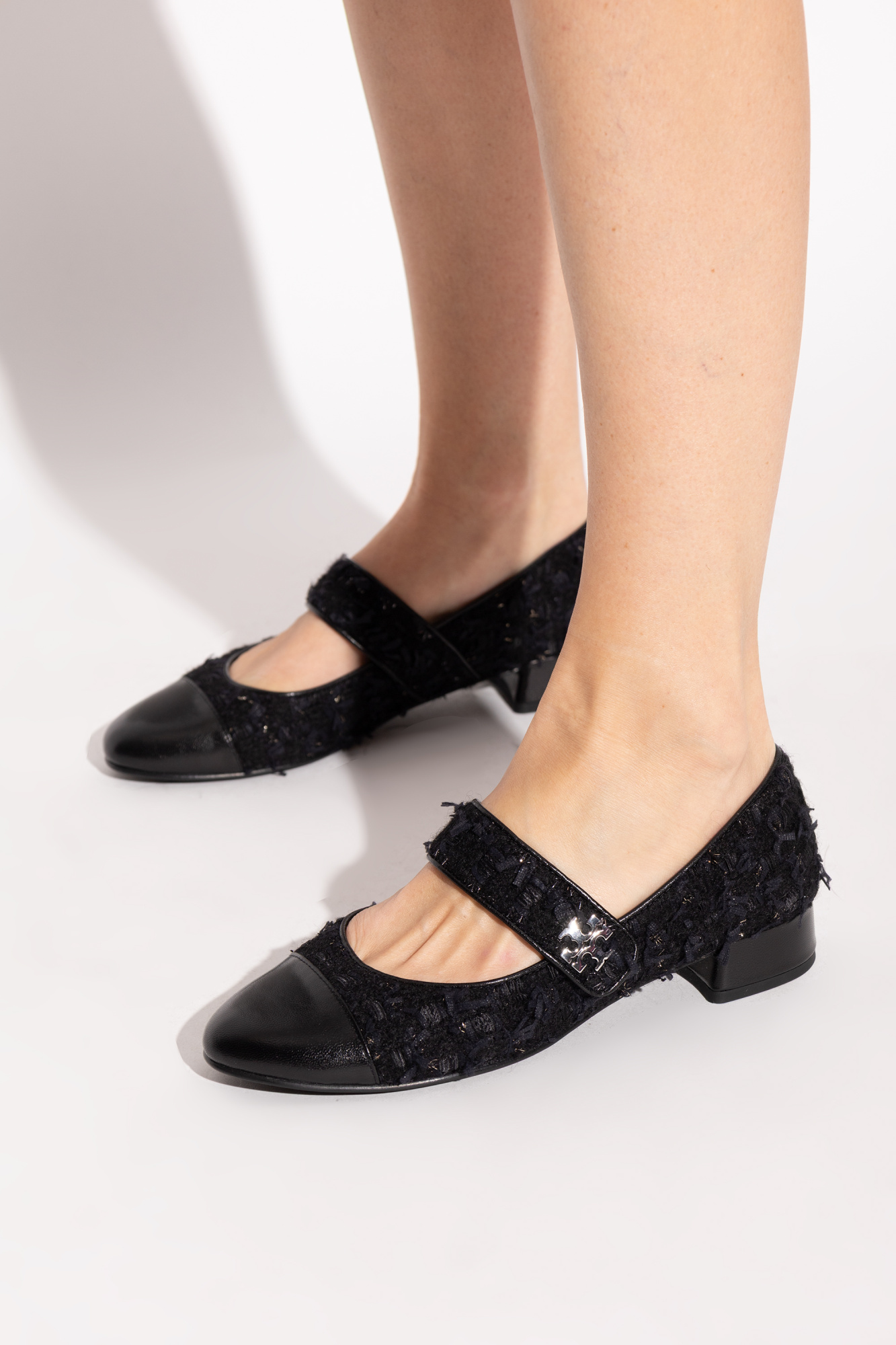 TORY BURCHI ハイヒール Tory Burch reinvents the classic heeled shoe with 'Pierced